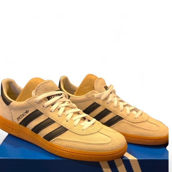 Adidas Women's Handball Spezial Shoes - Picture 3 of 10